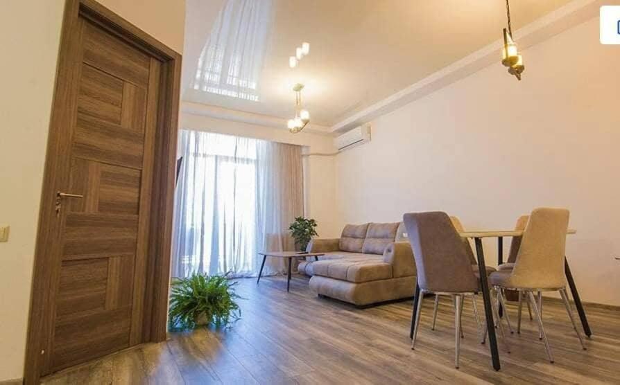 Tikas Home Апартаменты 第比利斯 外观 照片